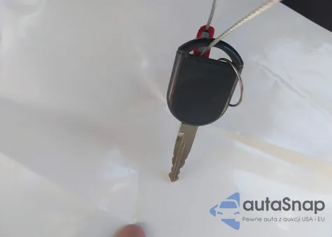 2008 Ford Focus Se z USA, uszkodzony, nr VIN 1FAHP35N88W109339